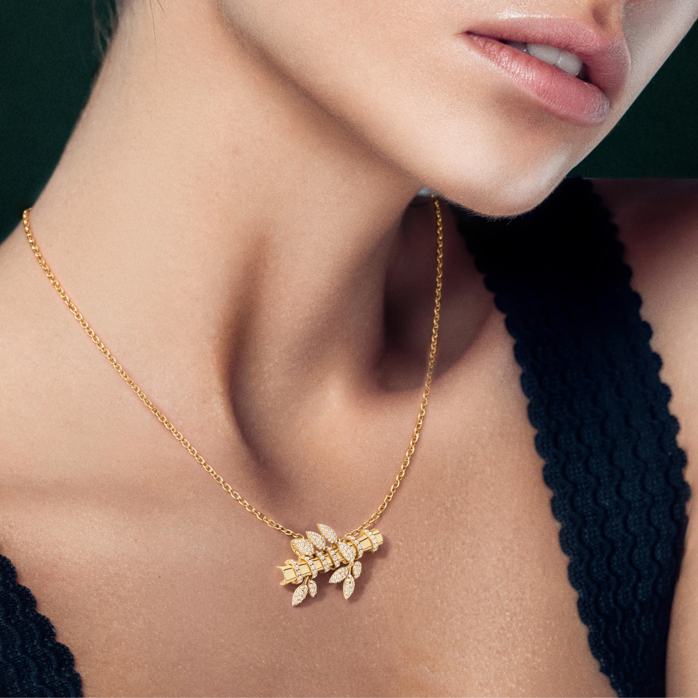 Flutia, Bamboo Pendant in 18K Yellow Gold