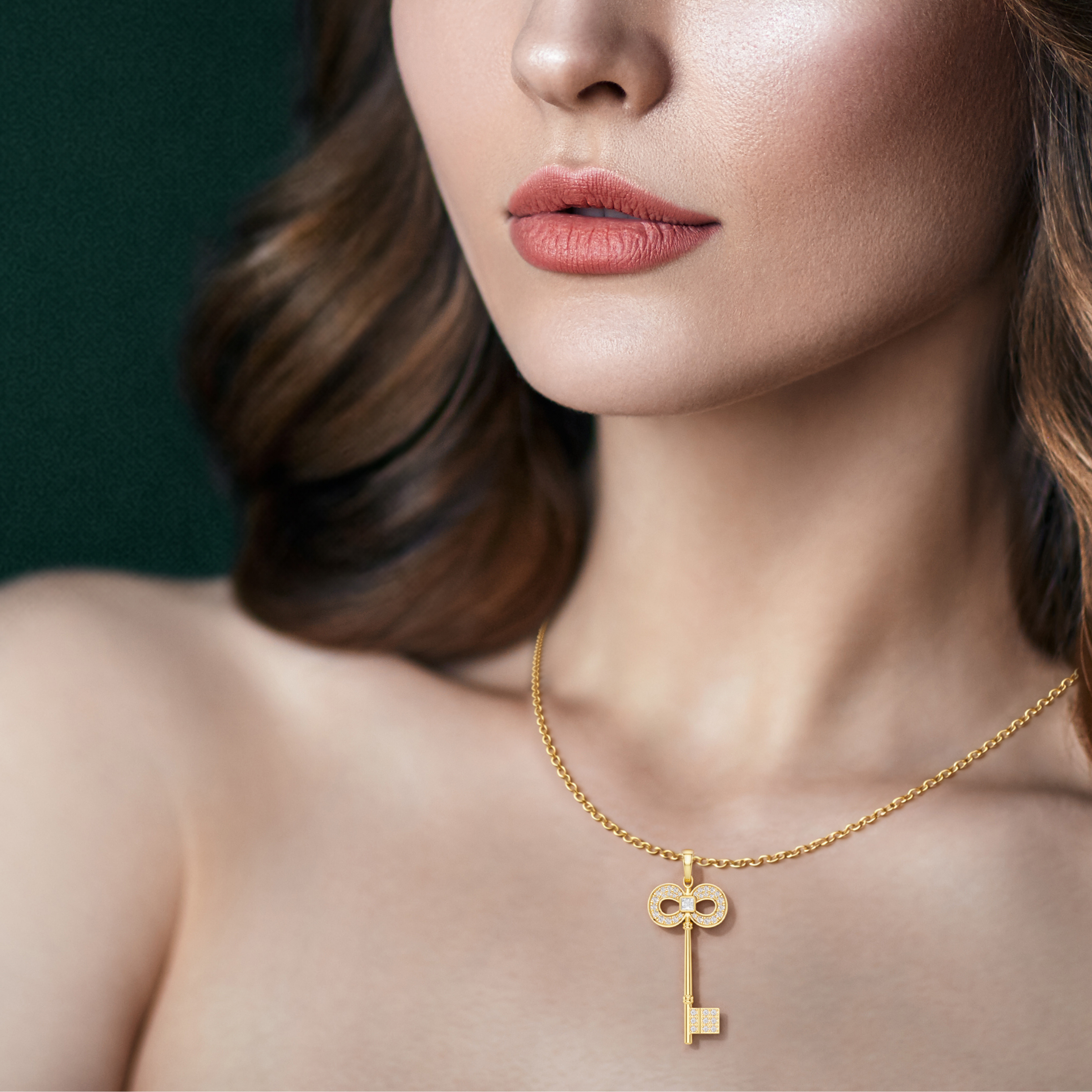 Keeley, Key Pendant in 18K Yellow Gold