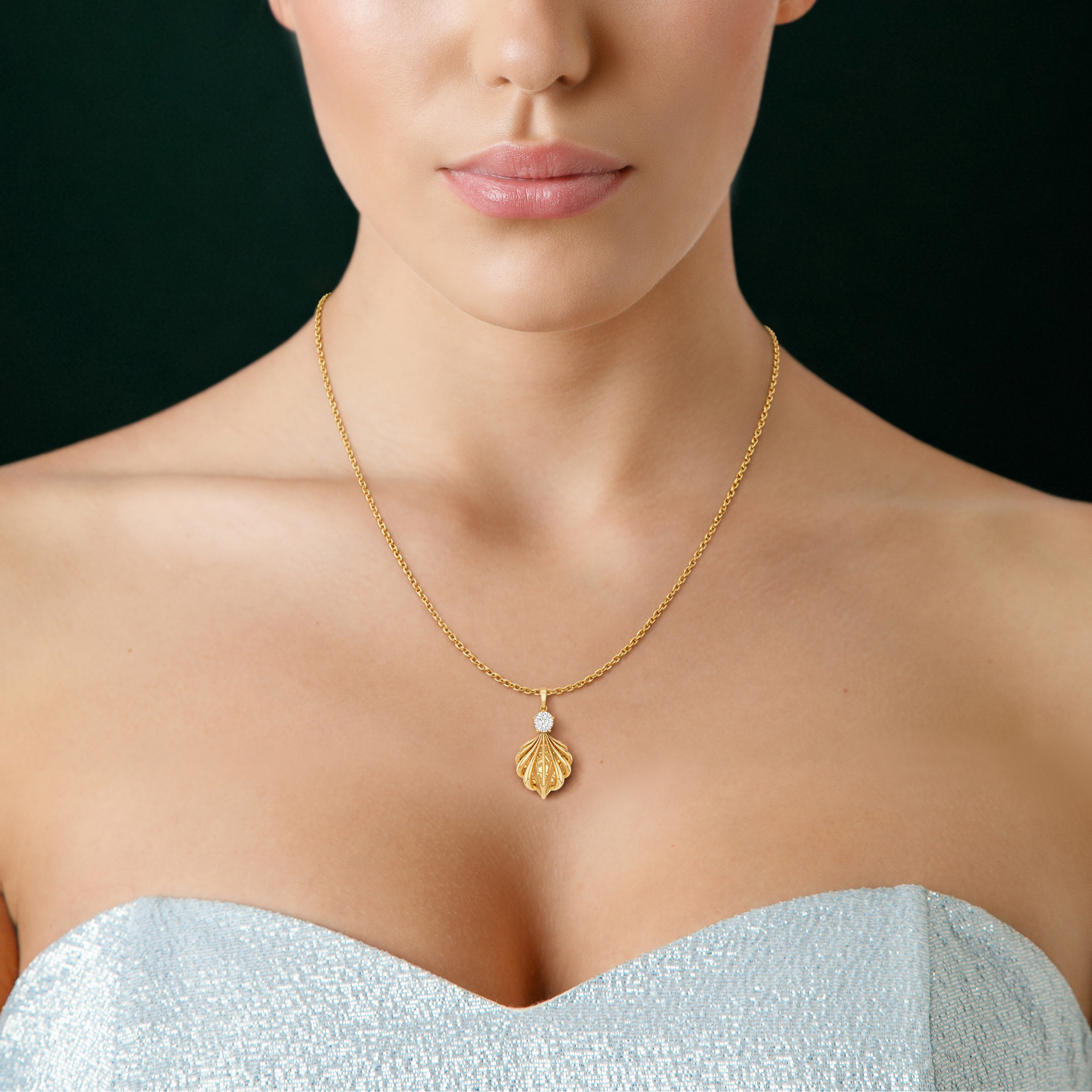 Shelly, Sea Shell Pendant in 14K Yellow Gold