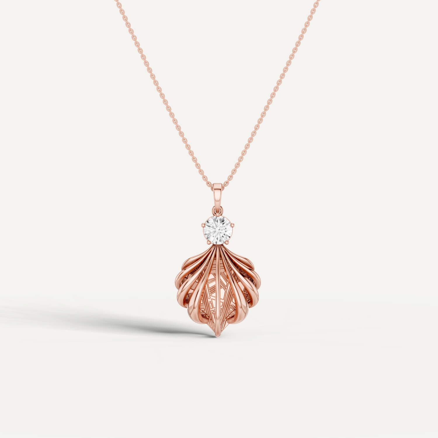 Shelly, Sea Shell Pendant in 18K Rose Gold