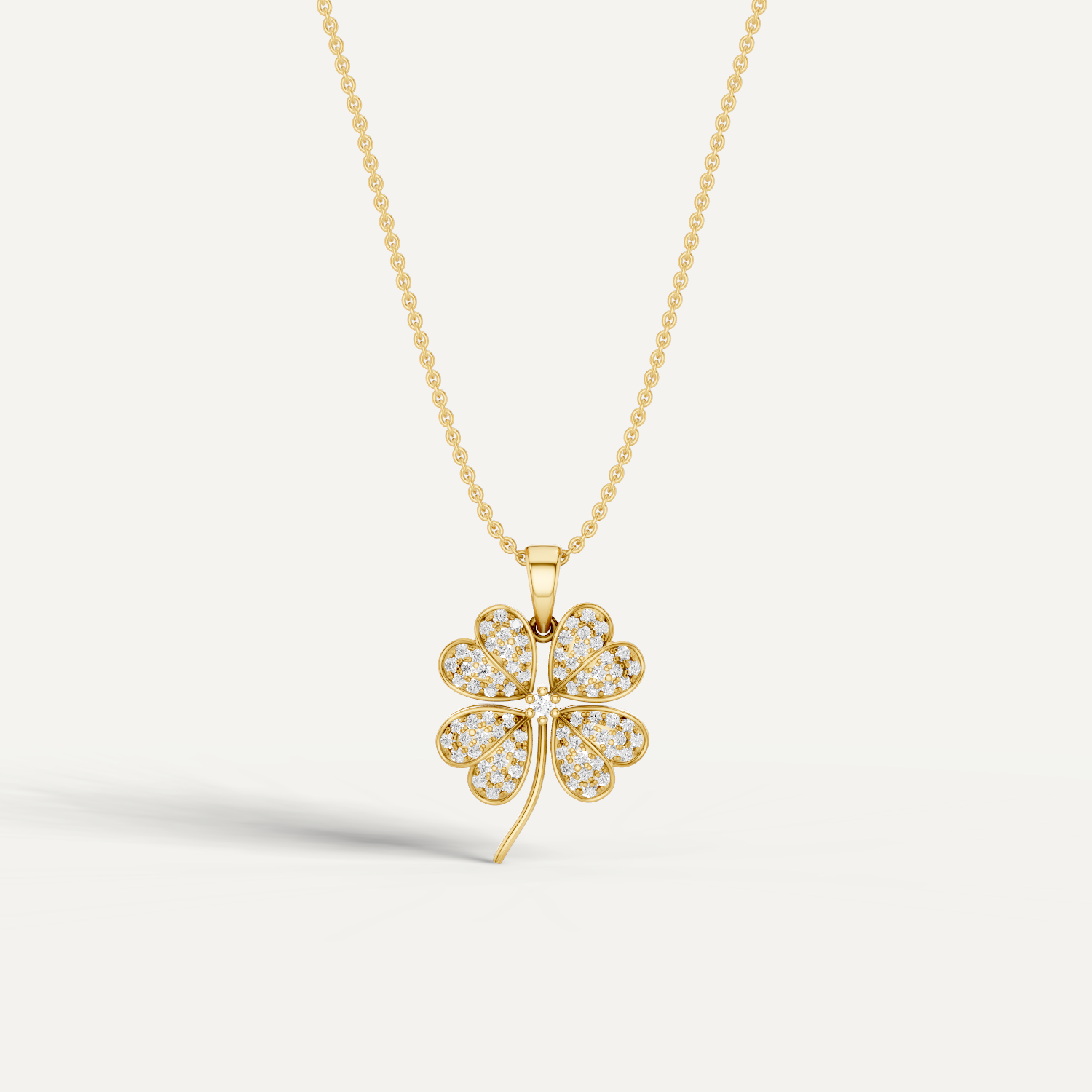 Chamour, Clover Leaf Pendant in 18K Yellow Gold