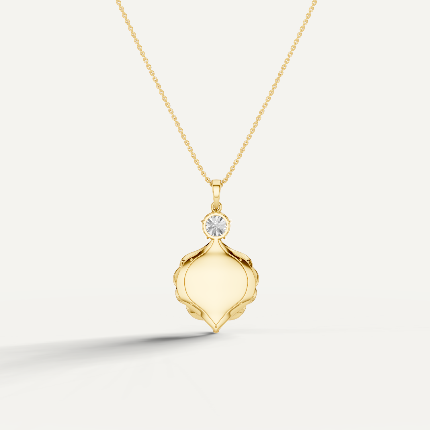 Shelly, Sea Shell Pendant in 14K Yellow Gold