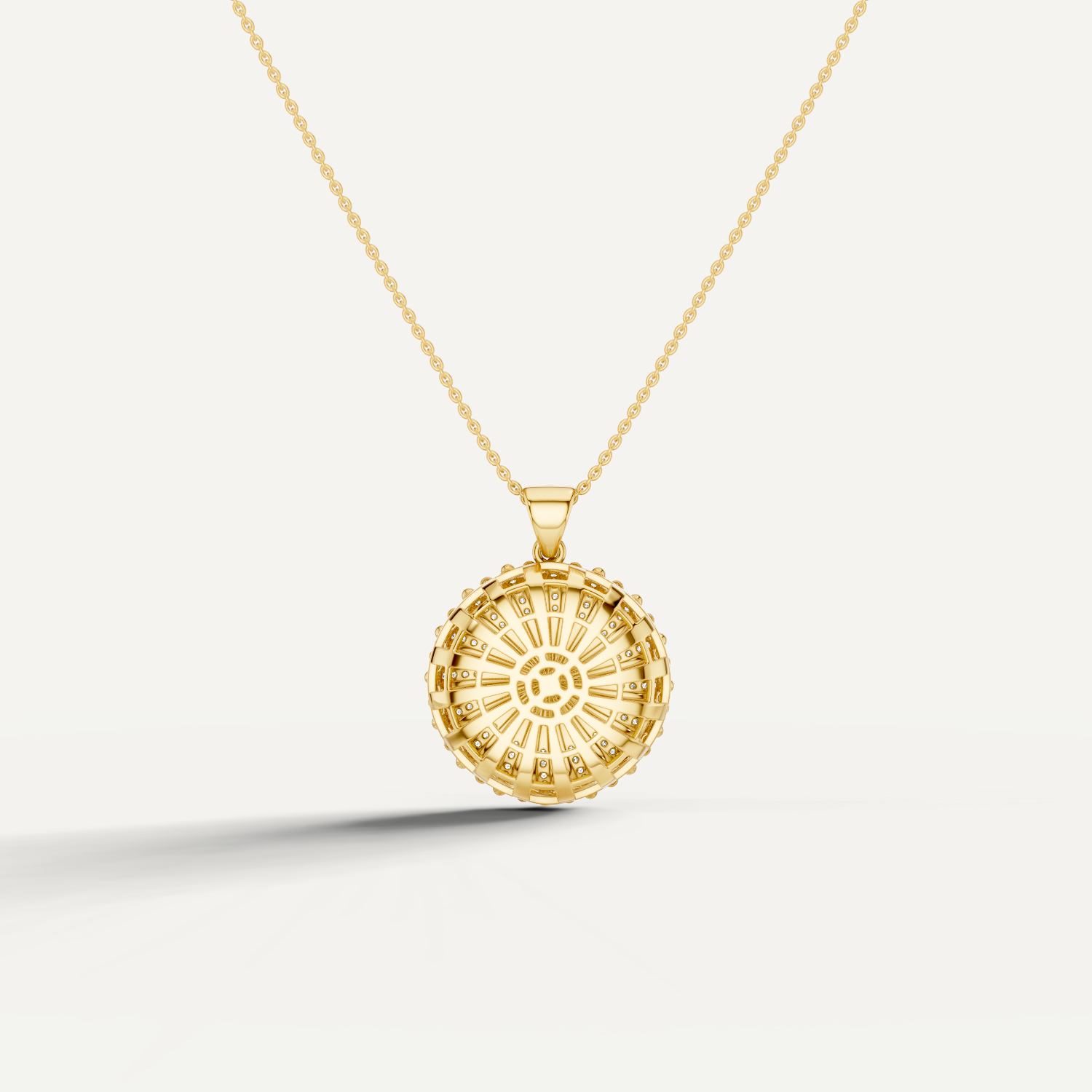 Marbella, Sea Shell Pendant in 14K Yellow Gold